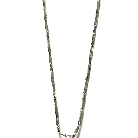 Pink Heart Shape Necklace - Picture 3 of 3